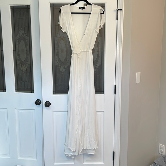 Lulus - White Wrap Dress - L - Picture 2 of 4